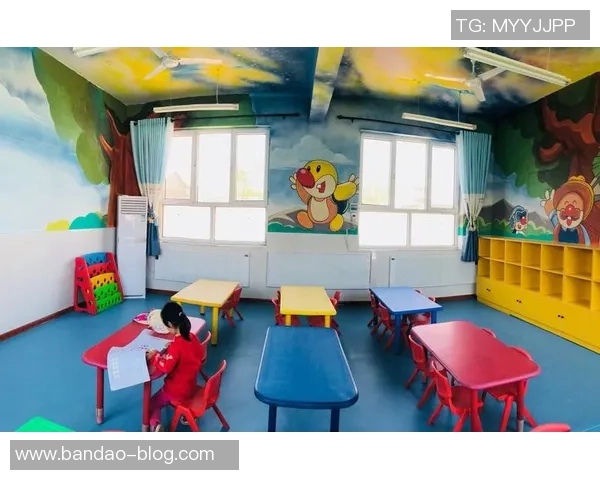 足球宝贝周诗雅的魅力与奋斗故事揭示了青春与梦想的无限可能